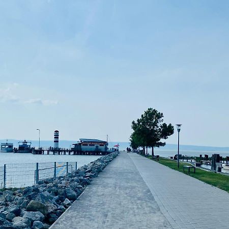 Martinshof Lejlighed Podersdorf am See Eksteriør billede